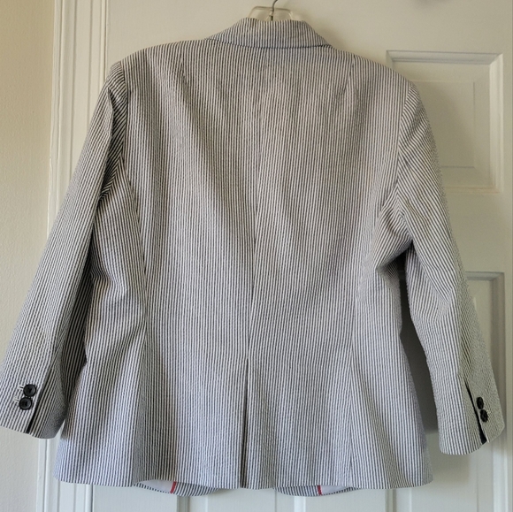 Banana Republic Gray Seersucker Blazer - Picture 3 of 4